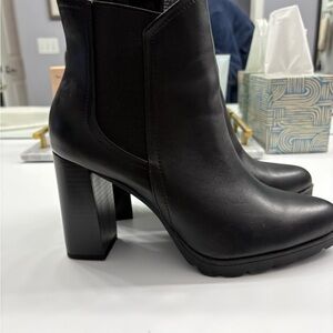 Adrienne Vittadini Black Heeled Boots